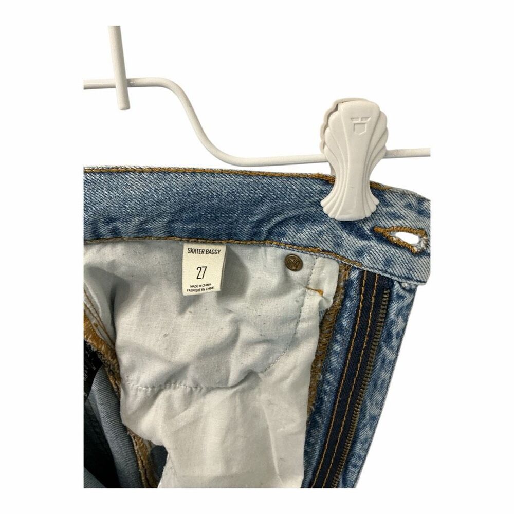 Urban Outfitters BDG Skater Baggy Jean Daisy Patch Distressed Flared Leg 27